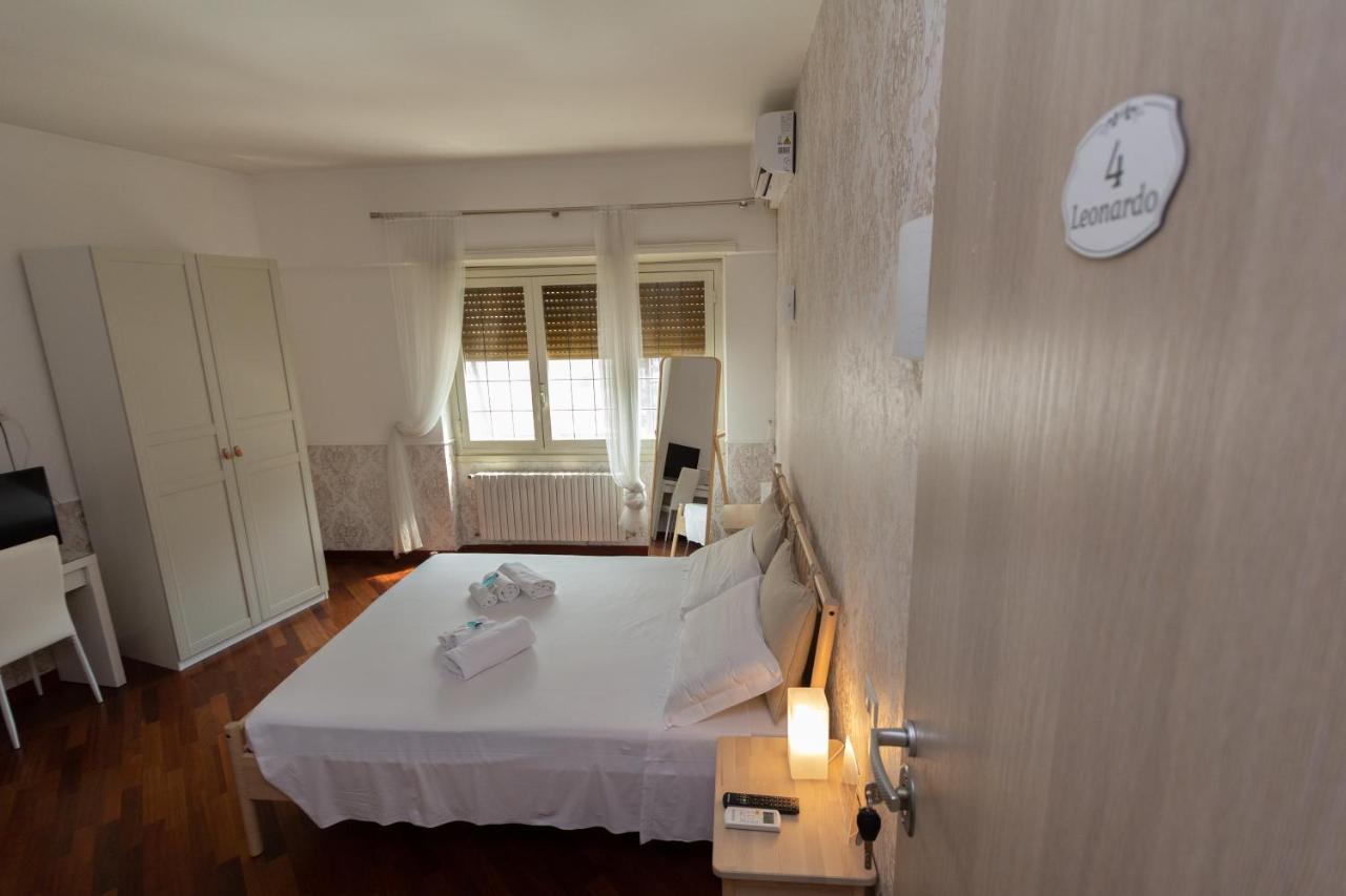 Aurelio Deluxe Rooms Rom Exteriör bild