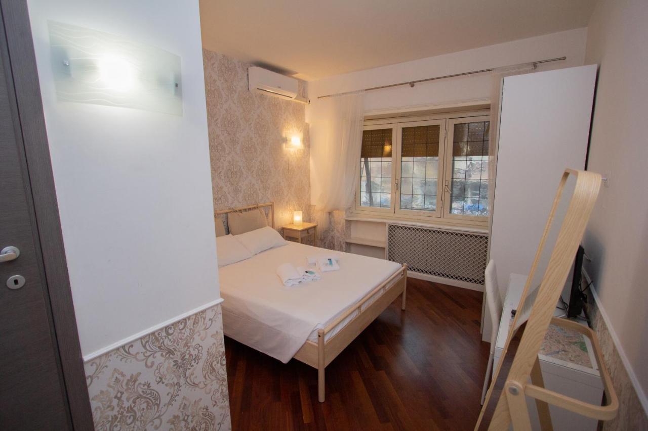 Aurelio Deluxe Rooms Rom Exteriör bild