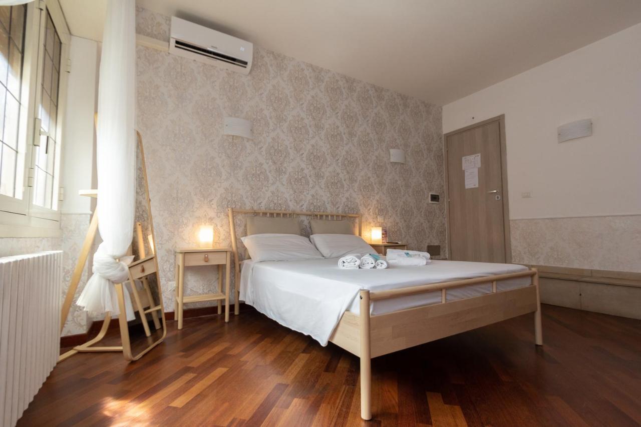 Aurelio Deluxe Rooms Rom Exteriör bild