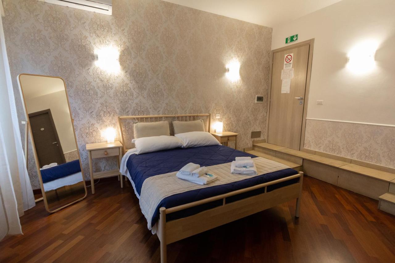 Aurelio Deluxe Rooms Rom Exteriör bild